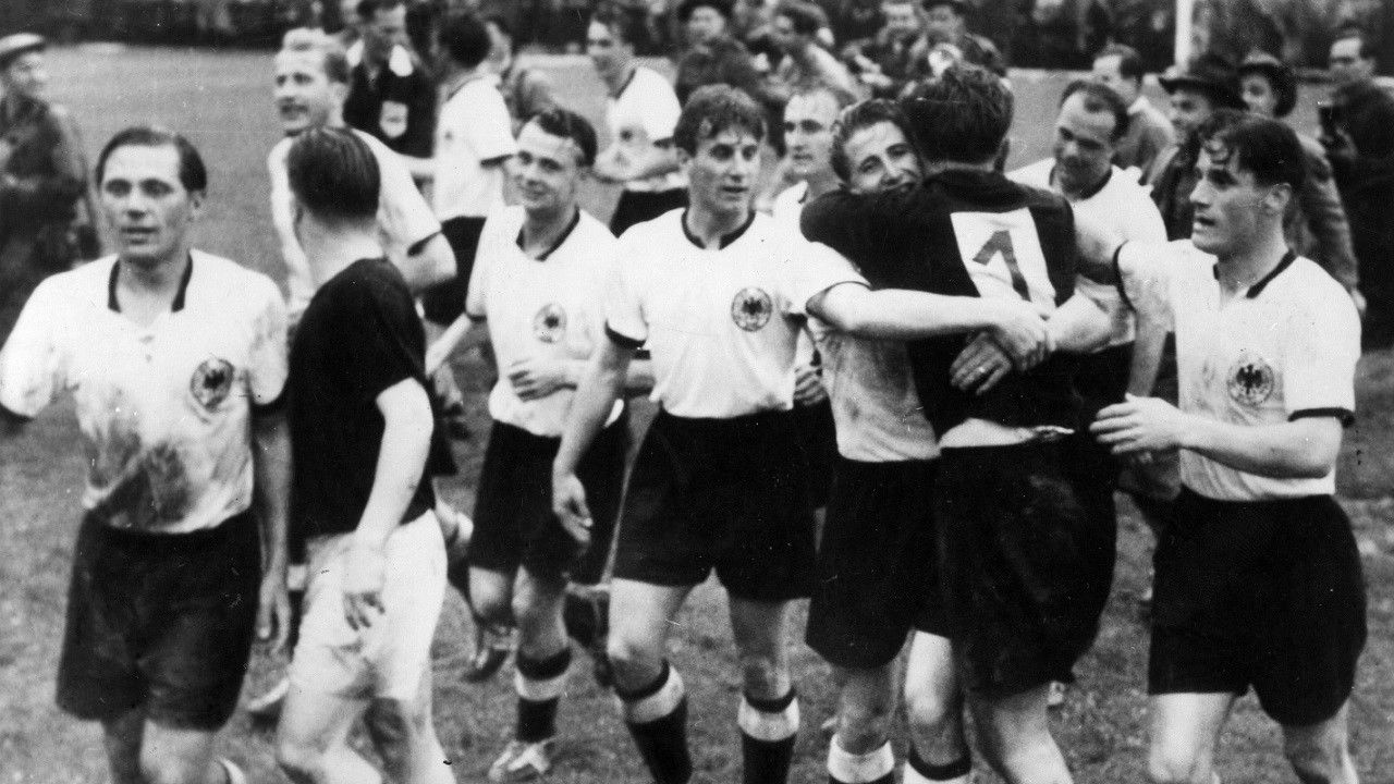 Rruga e Thonjve të Majmunit backdrop