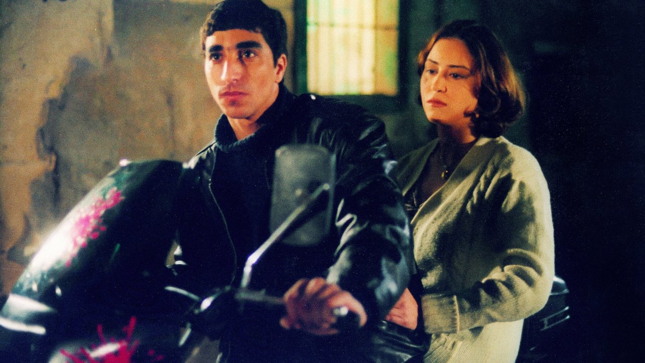 2001: Krijimi i një Miti backdrop