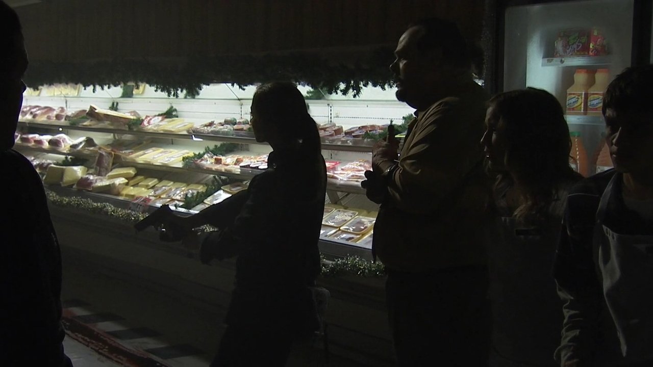 Akseli dhe Elina backdrop