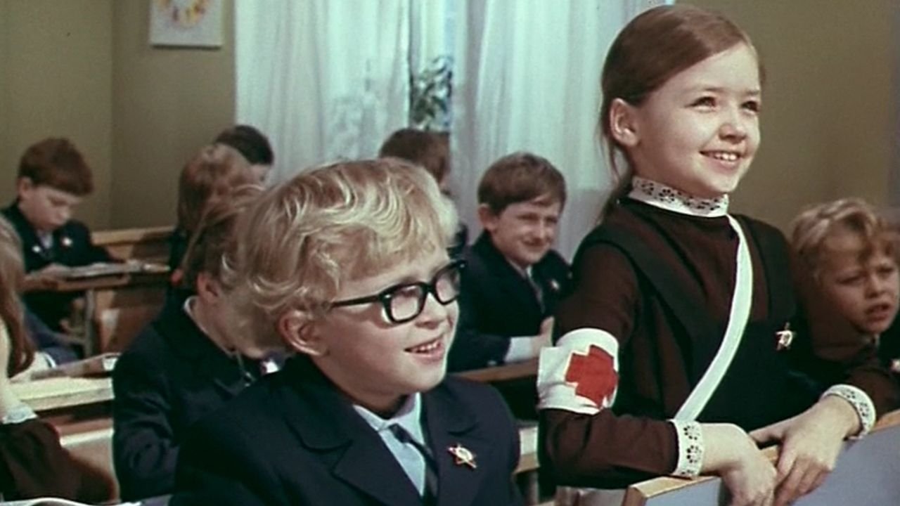 Nedunalvaadai backdrop