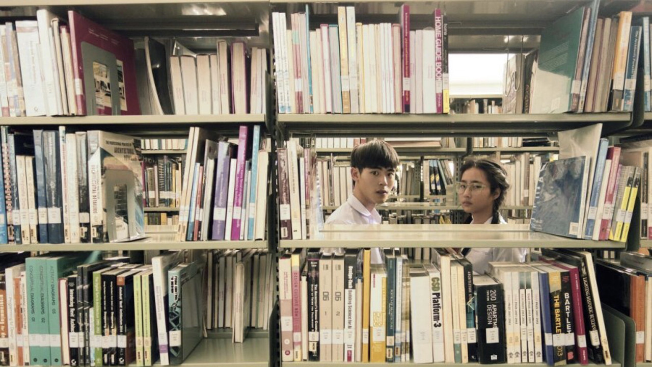 Ο Παραμυθάς backdrop