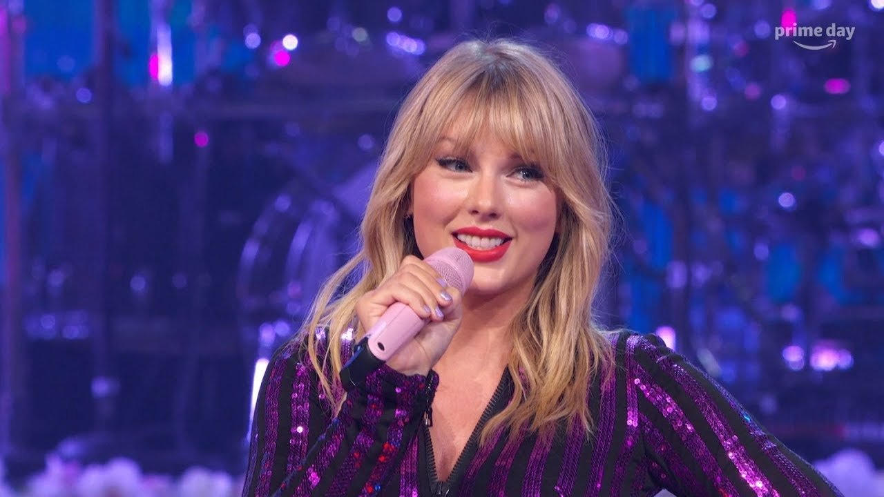 Ku është Venkatalakshmi backdrop