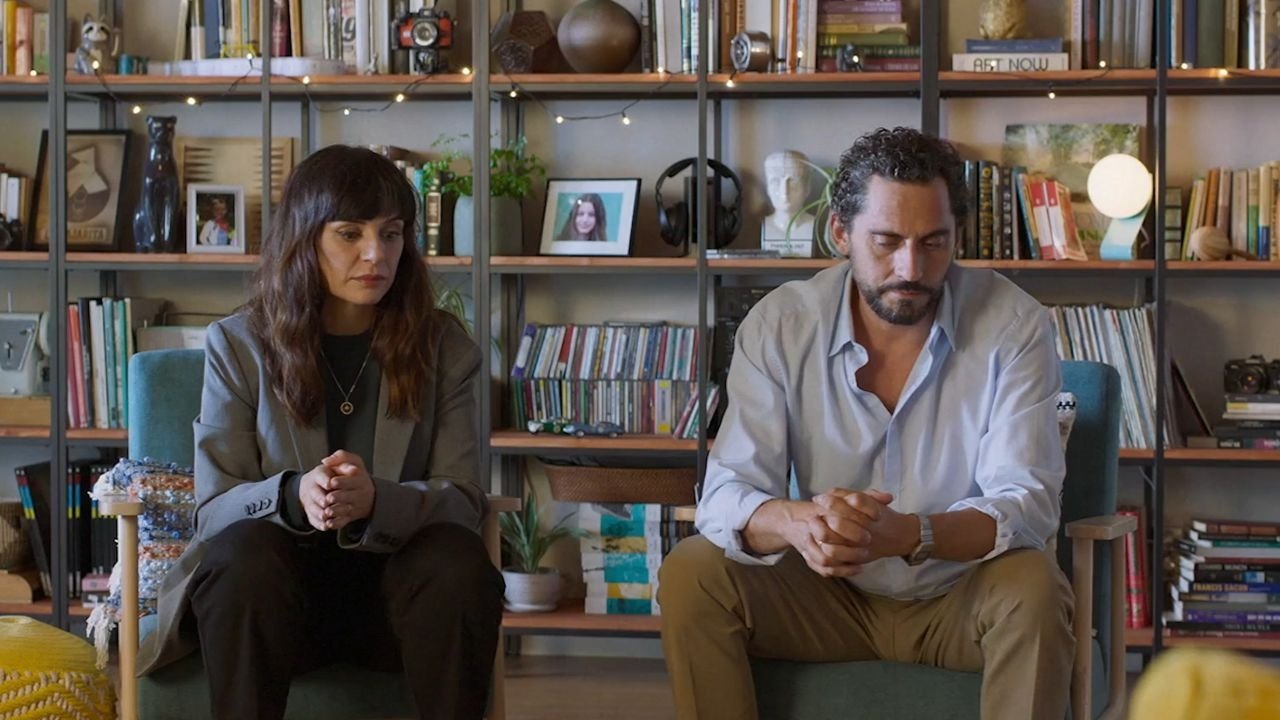 Gjenesi Shfaqja Video backdrop