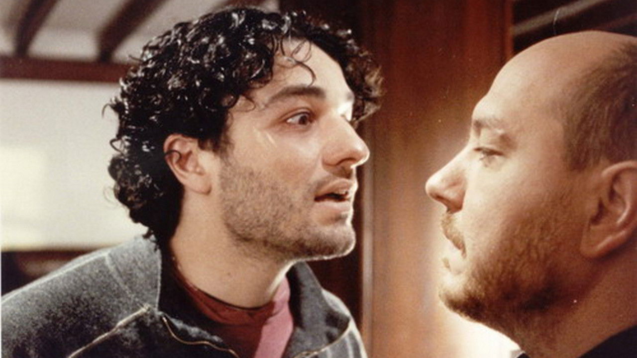 Luani i Lumtur backdrop