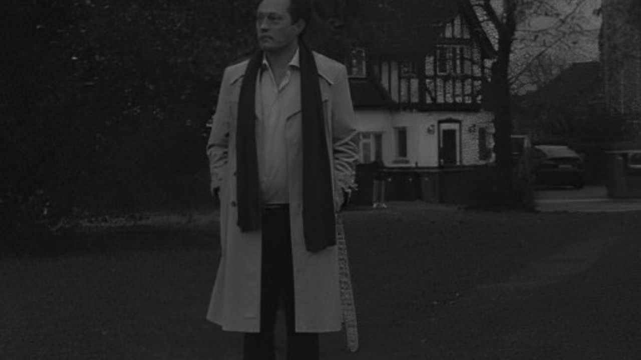 Onek Sadher Moyna backdrop