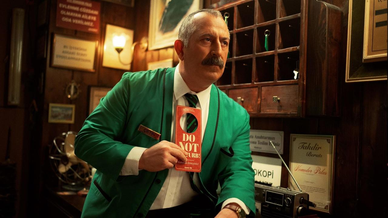 Papritmas do të Arrijë Magjistari backdrop