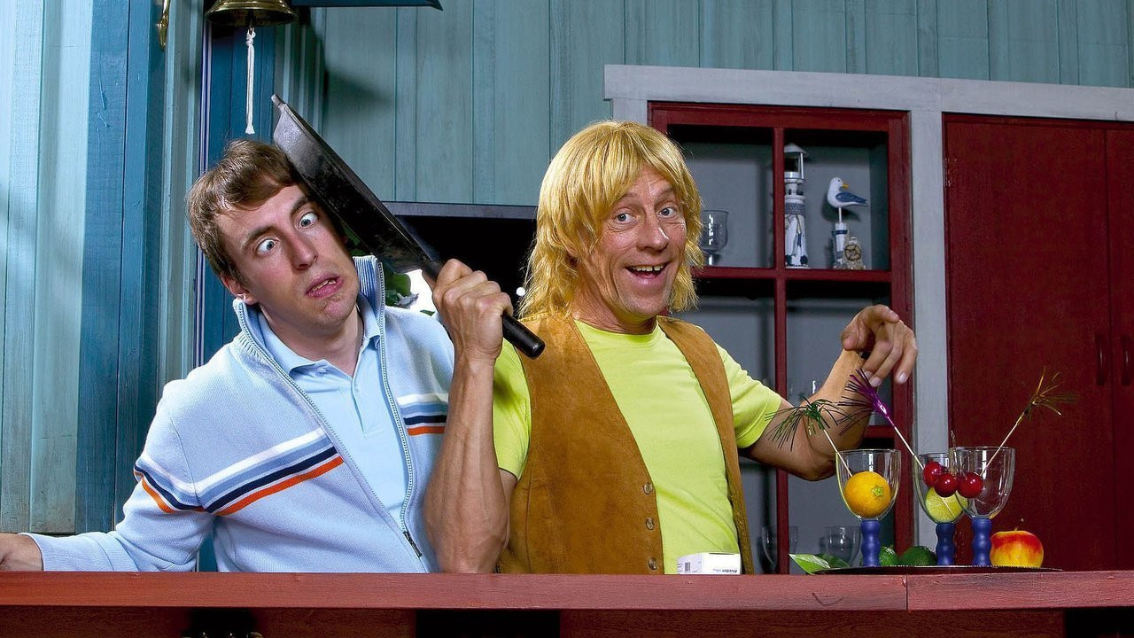 Dymbëdhjetë Muajt backdrop