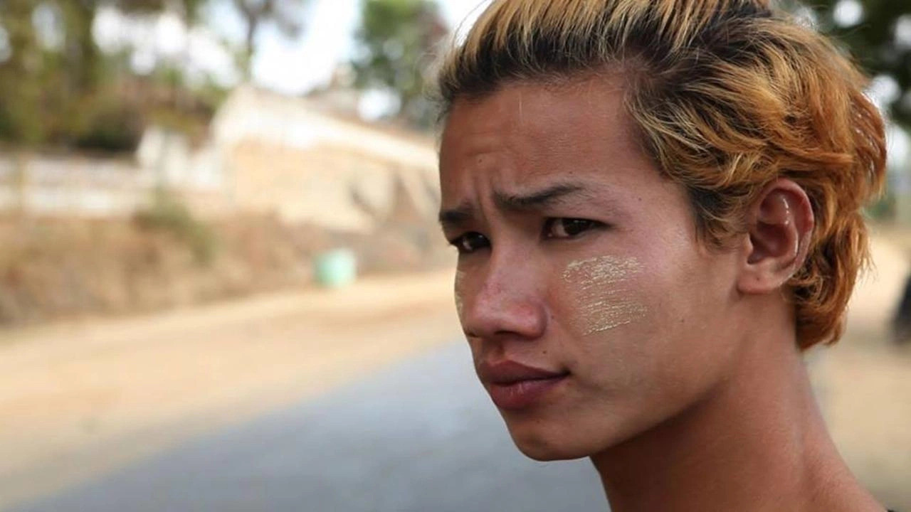 Shëtitje në Mbrëmje backdrop