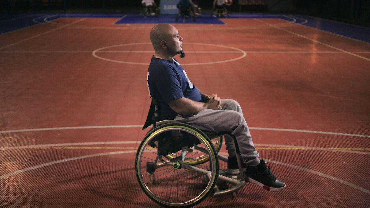 Cadia: Bota brenda backdrop