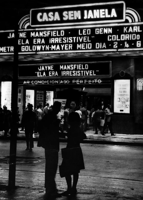 Kafeja e Çuditshme poster