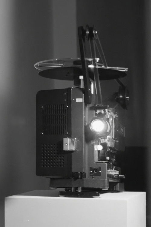 The title Ningen moyo can be translated to Albanian as Mendja e Njeriut poster