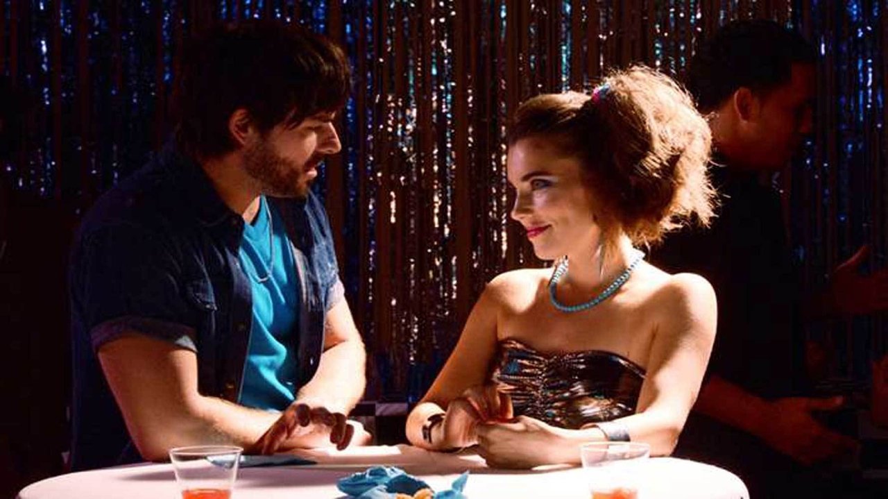 Kërma e Trashë dhe Idiote backdrop