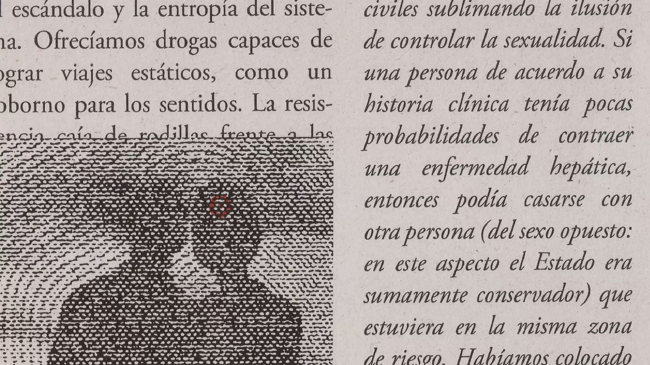 Denigrimi i Carl Skiln backdrop