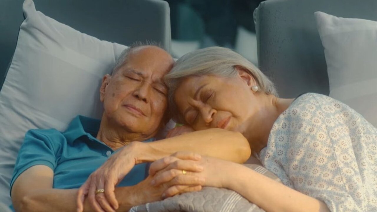 Giulia në tetor backdrop