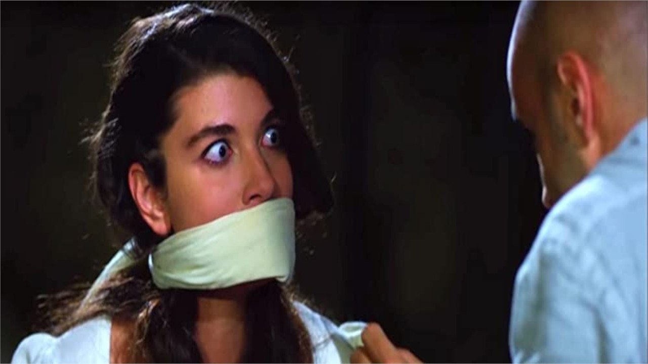 Fëmijët e Djeshëm backdrop