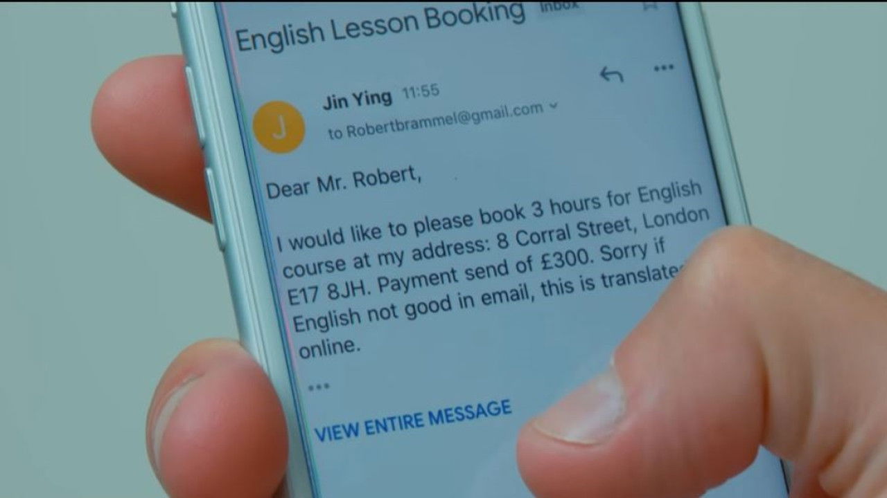 Çfarë Dimë backdrop