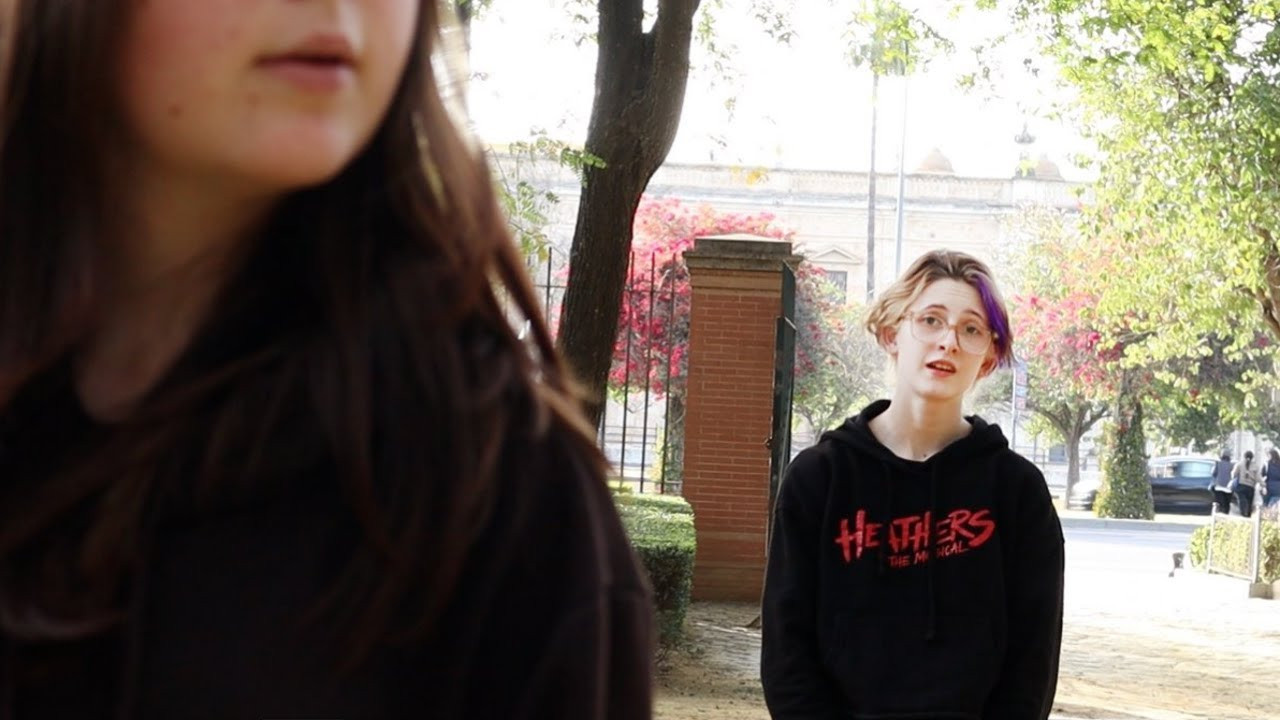 UFC në ESPN 28: Hall kundër Strickland backdrop