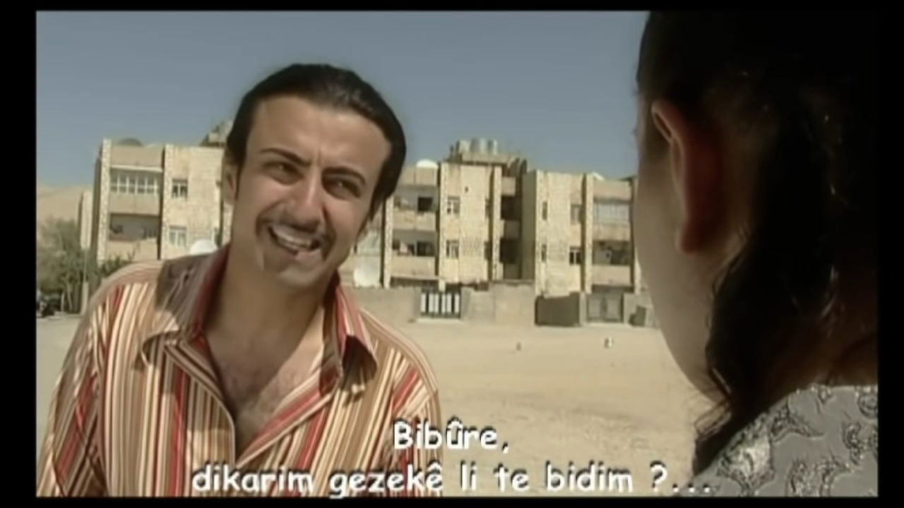 The title "Deep in the Forest" translates to "Thellë në Pyll" in Albanian backdrop