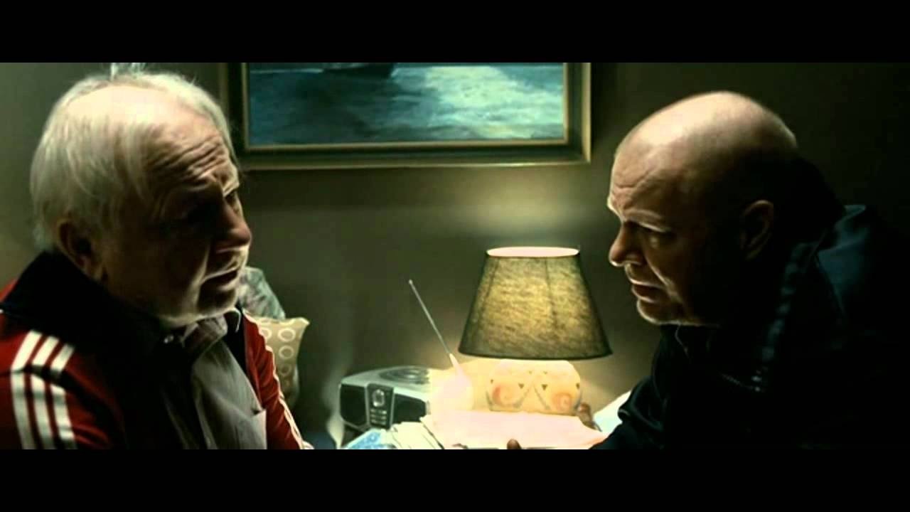 Dashuria e 10 Viteve backdrop