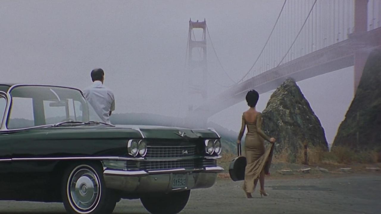 Klasat e Mbrëmjes backdrop