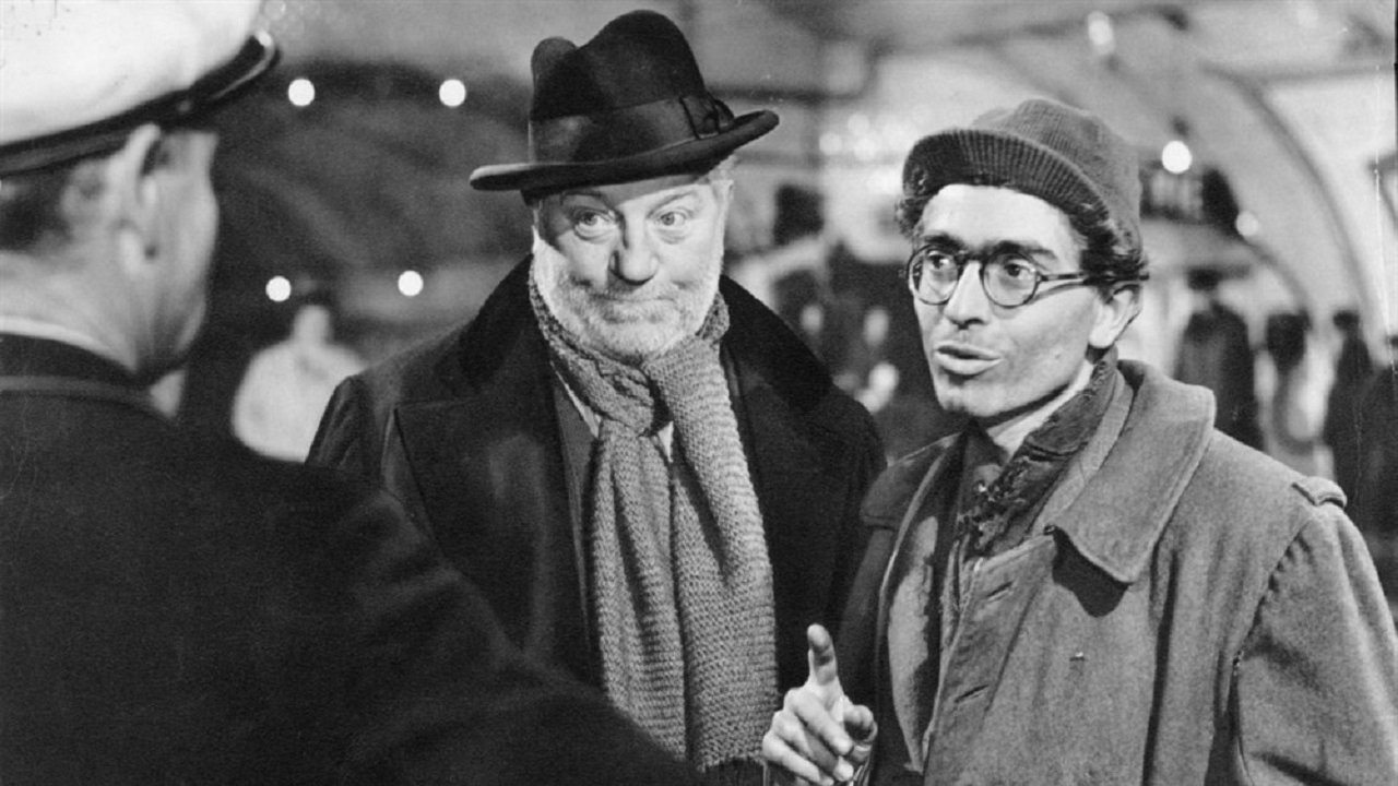 Kënga e Hirit të Mrekullueshëm backdrop