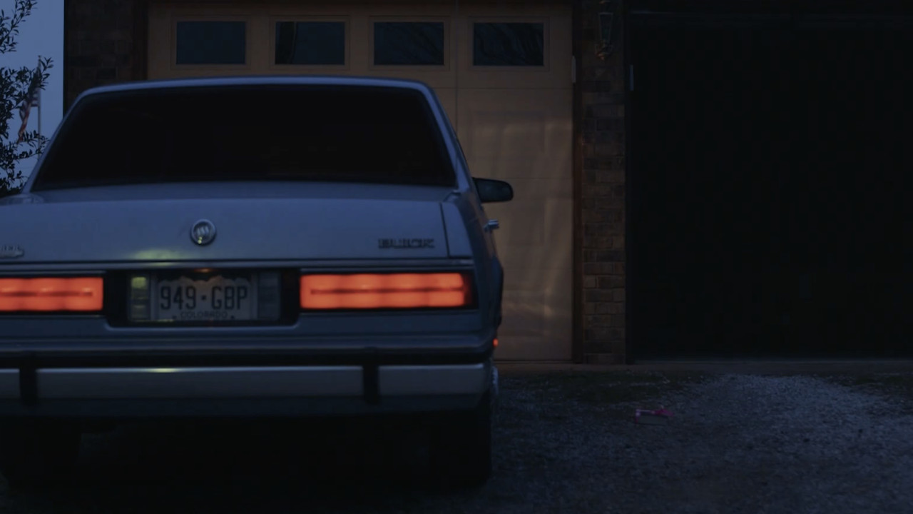 Bebeja e Dëborës së Frikshme backdrop