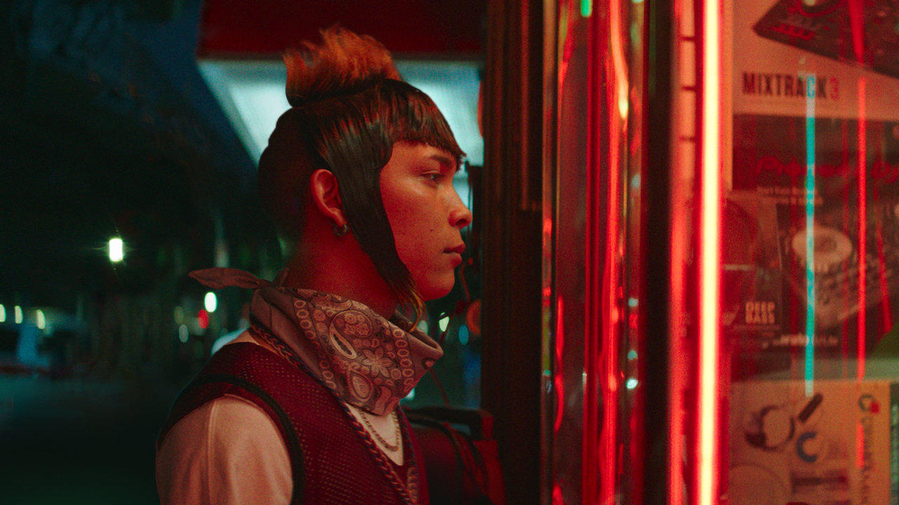 Din i zogjve qiellor backdrop