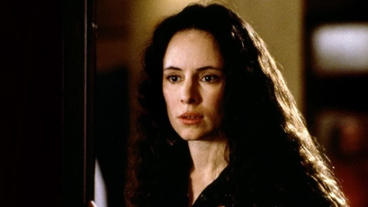 Blink translates to "Mbyll" in Albanian backdrop