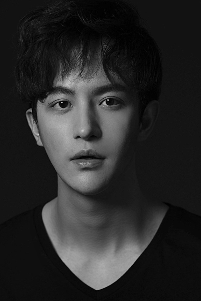 Carrie Ku Mei backdrop