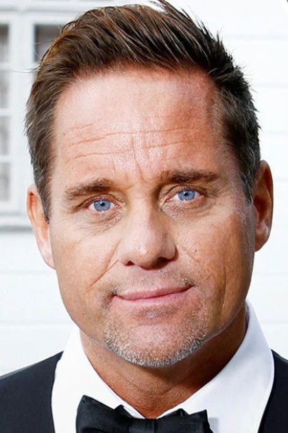 Brendan Reed backdrop