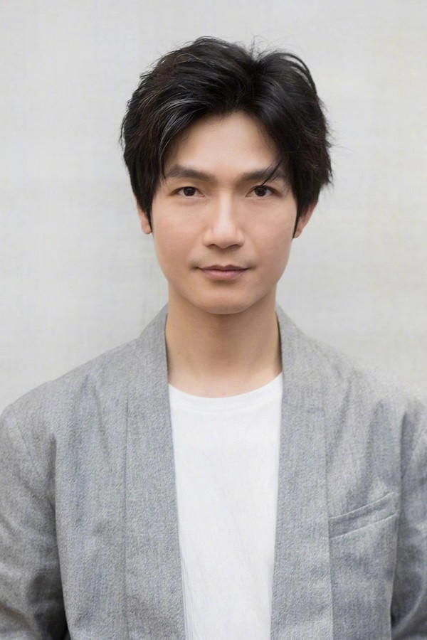 Chen Chusheng backdrop