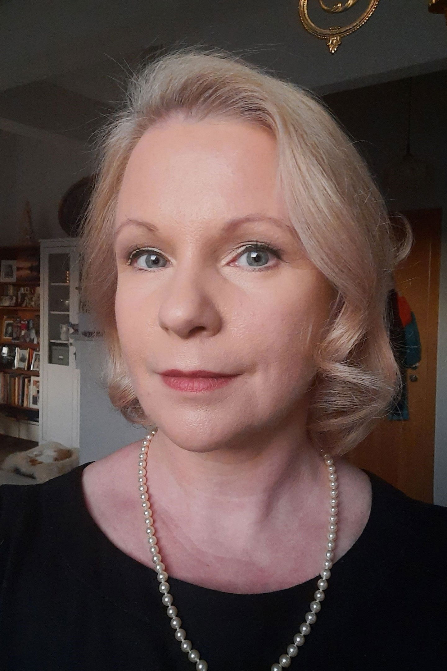 Grete Bendix backdrop