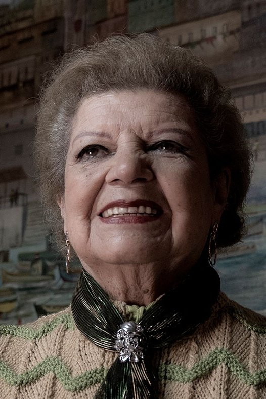 Inas El Degheidy backdrop