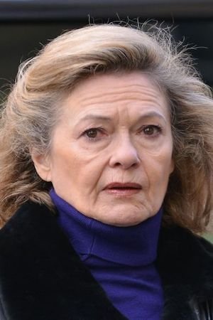 Francia Seguj backdrop