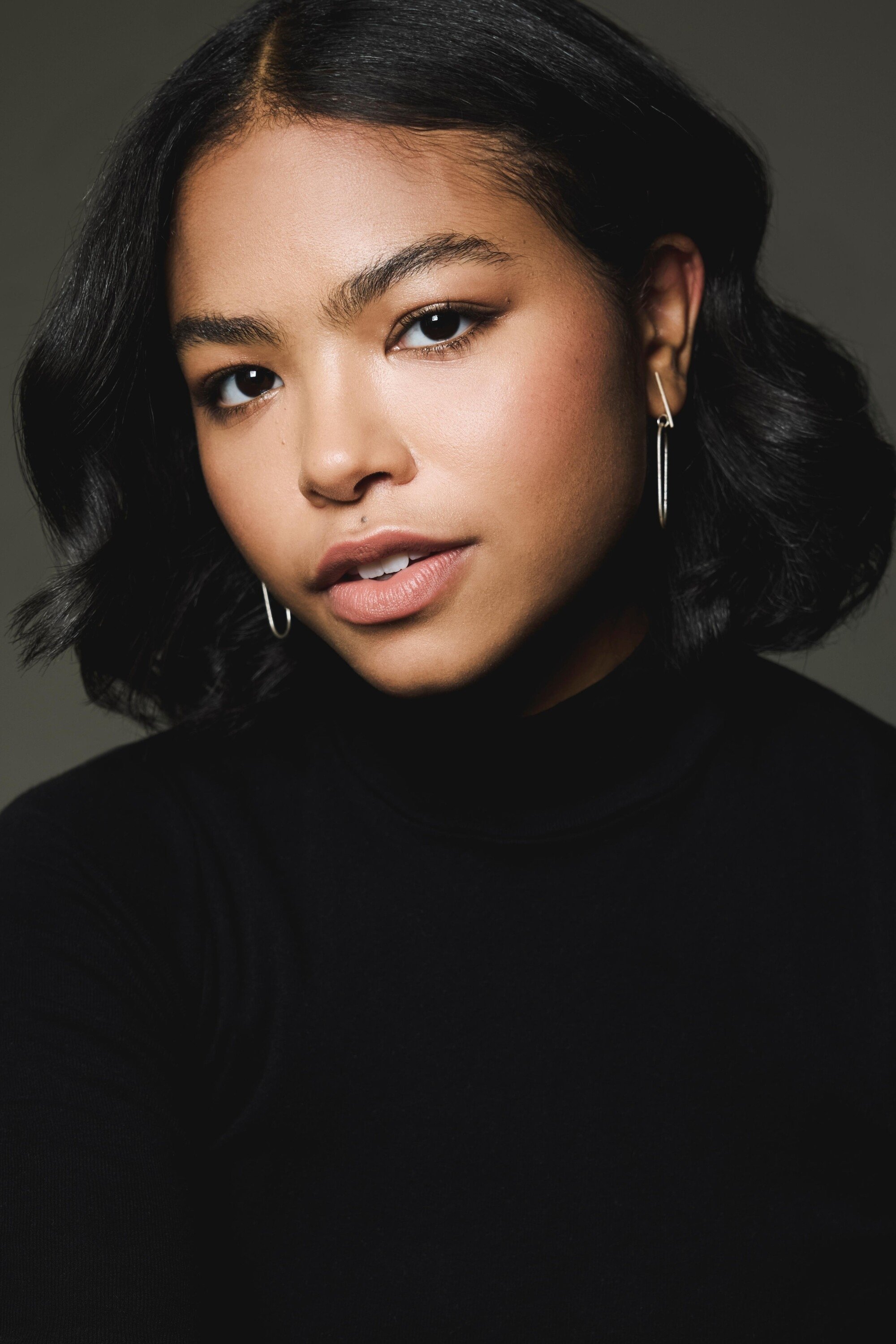 Navia Robinson backdrop