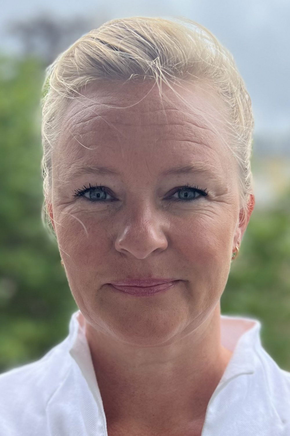 Salla Salazar Campos backdrop