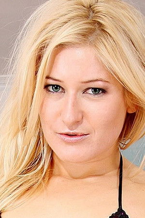 Gloria Coco backdrop