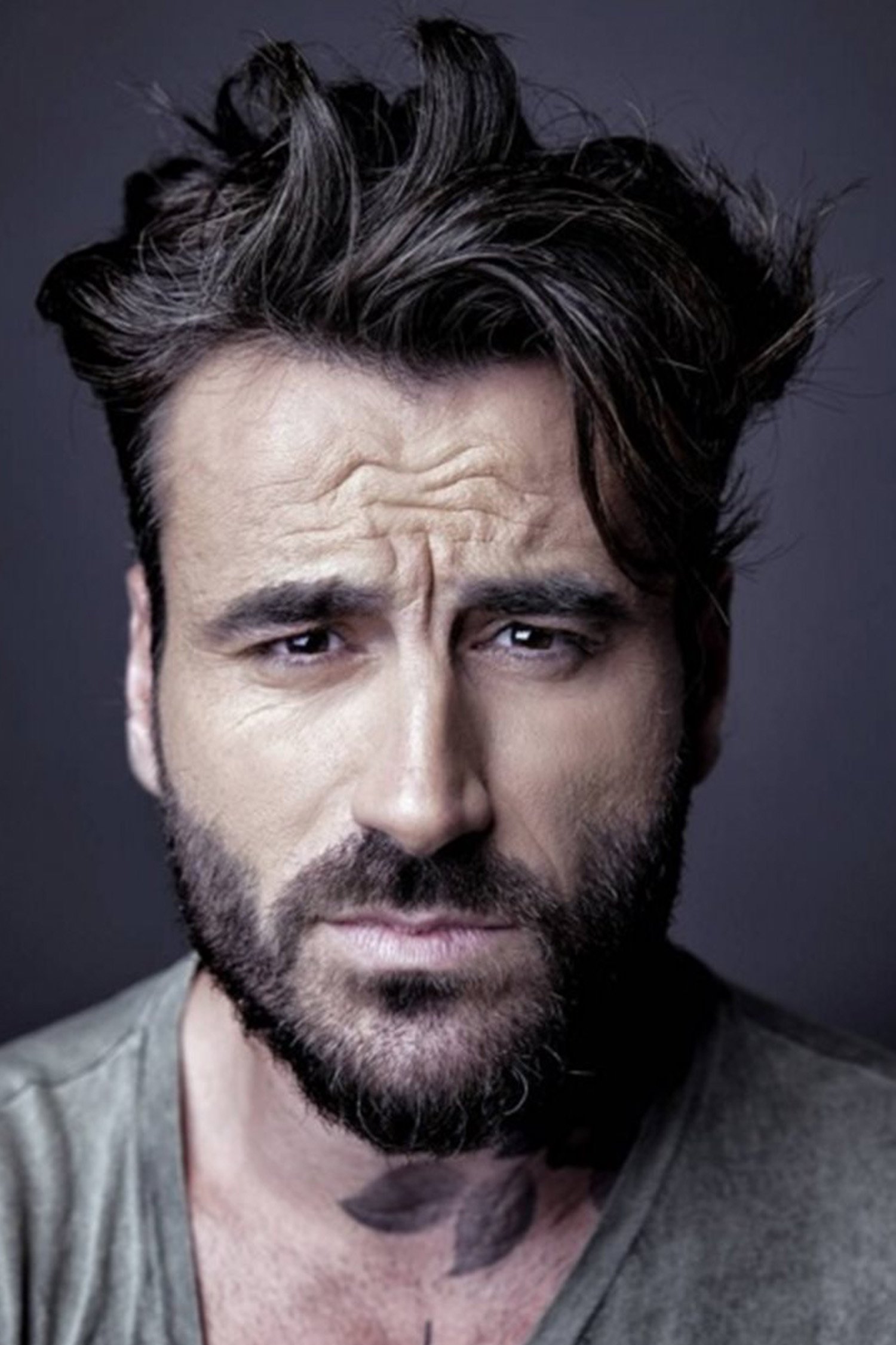 Giorgos Mavridis backdrop