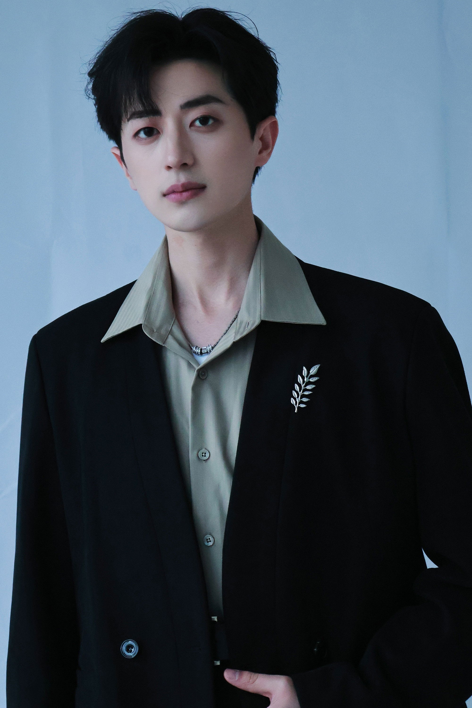 Marie Kobayashi backdrop