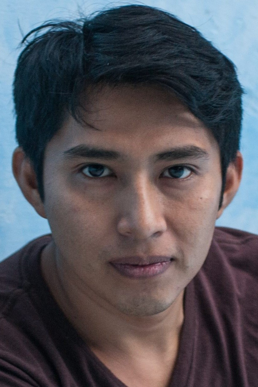 Jorge Pelicano backdrop