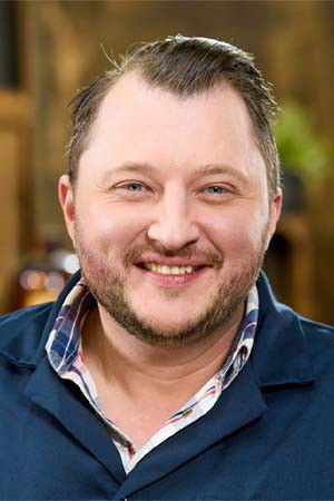 Sebastian Lege backdrop