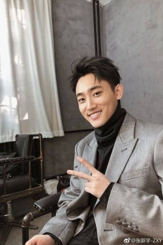 Jean-Jacques Debout backdrop