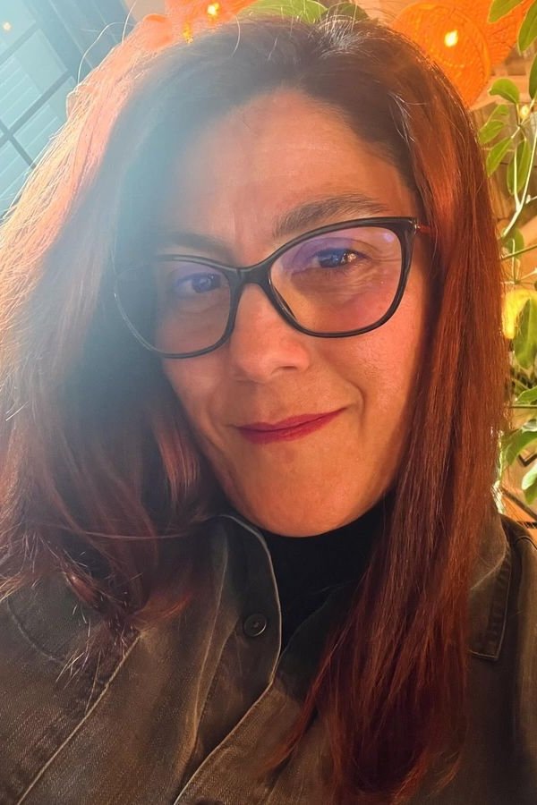 Djamël Alam backdrop