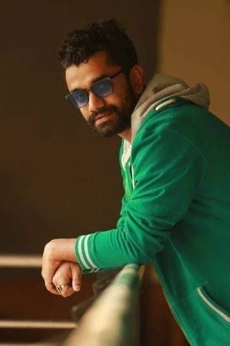 Alana Evans backdrop