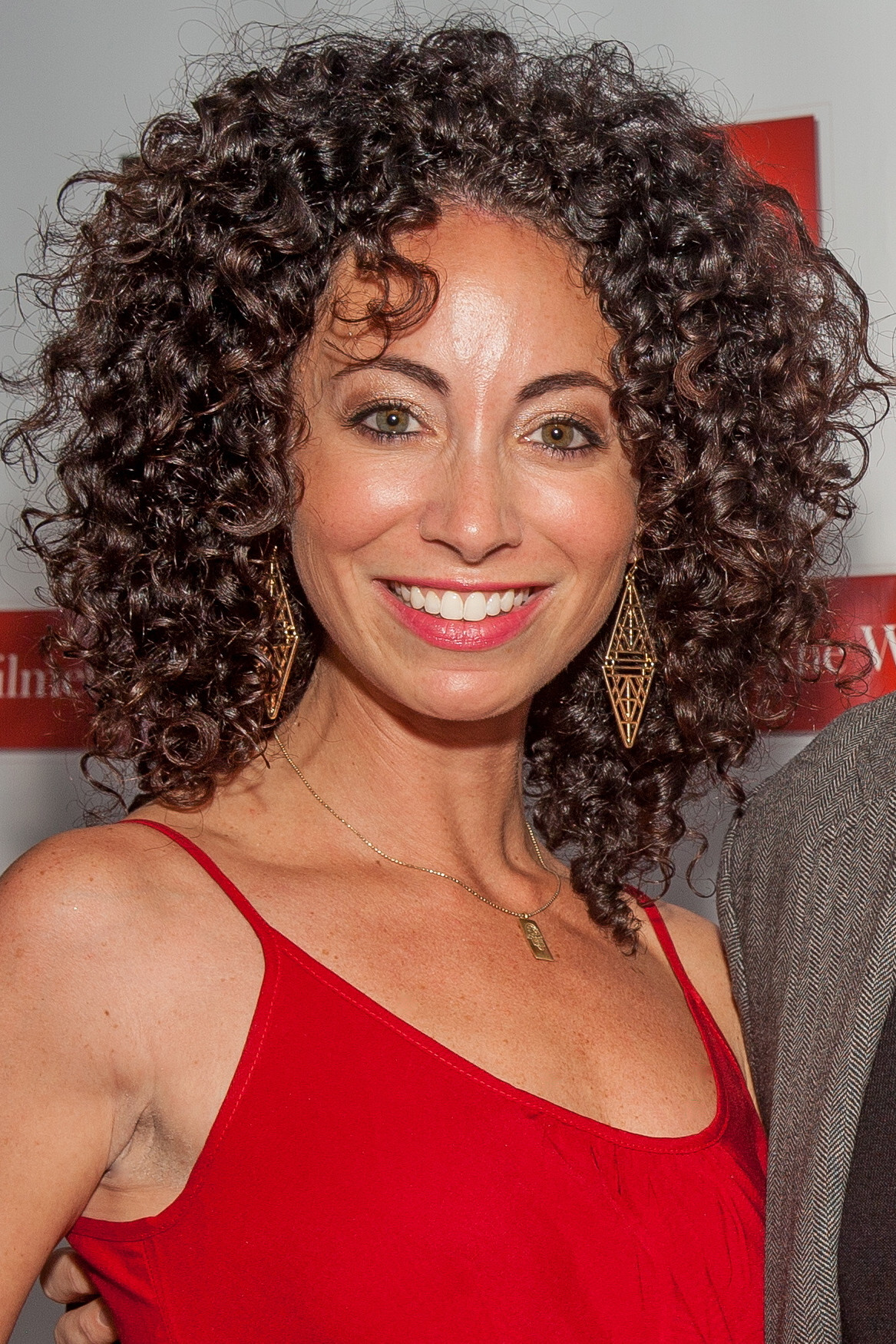 Reeve Carney backdrop