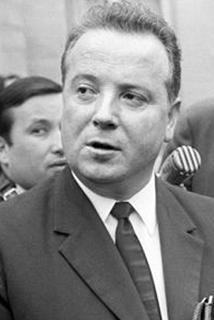 Georges Séguy backdrop