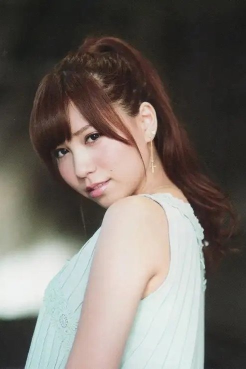 Tomomi Kasai backdrop