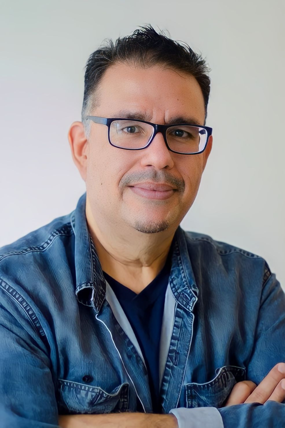 Carlos Daniel Malavé backdrop