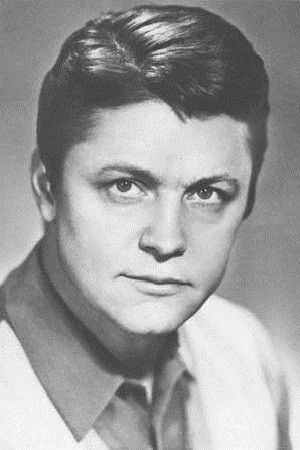 Roman Khomyatov backdrop