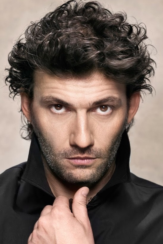 Jonas Kaufmann backdrop